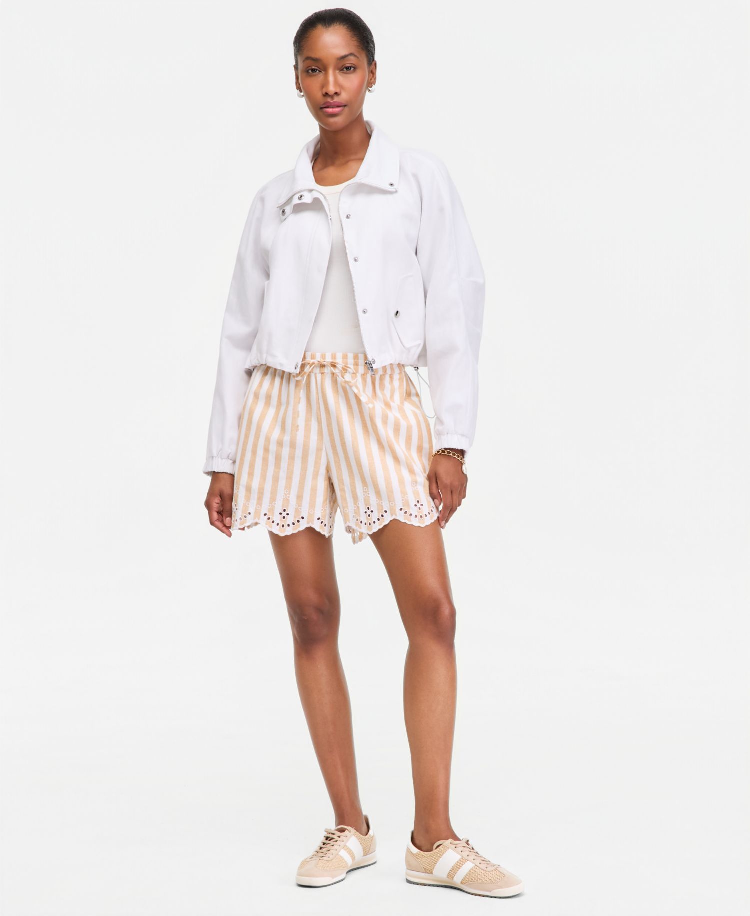 Women's Stripe Mid-Rise Embroidered Eyelet Linen Blend Pull-On Shorts