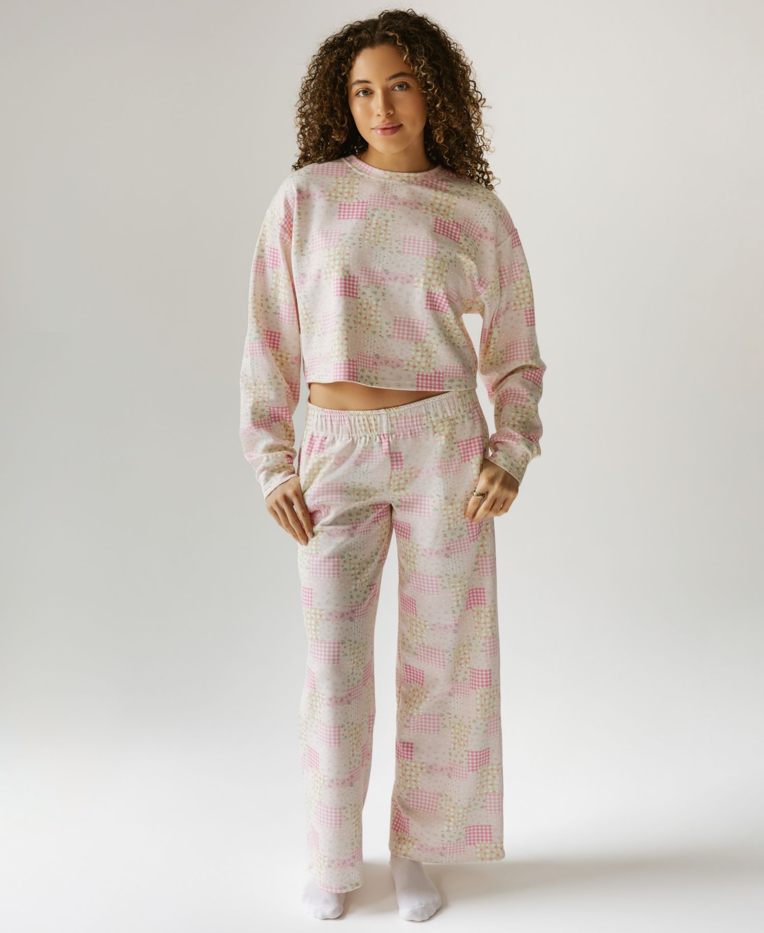 Juniors' High-Rise Patchwork Print Sweatpants