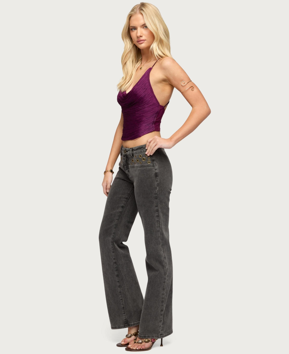 Edikted Women's Grommet Mid Rise Straight Leg Jeans