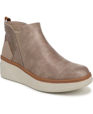 Women's Charming Chelsea Short Boots