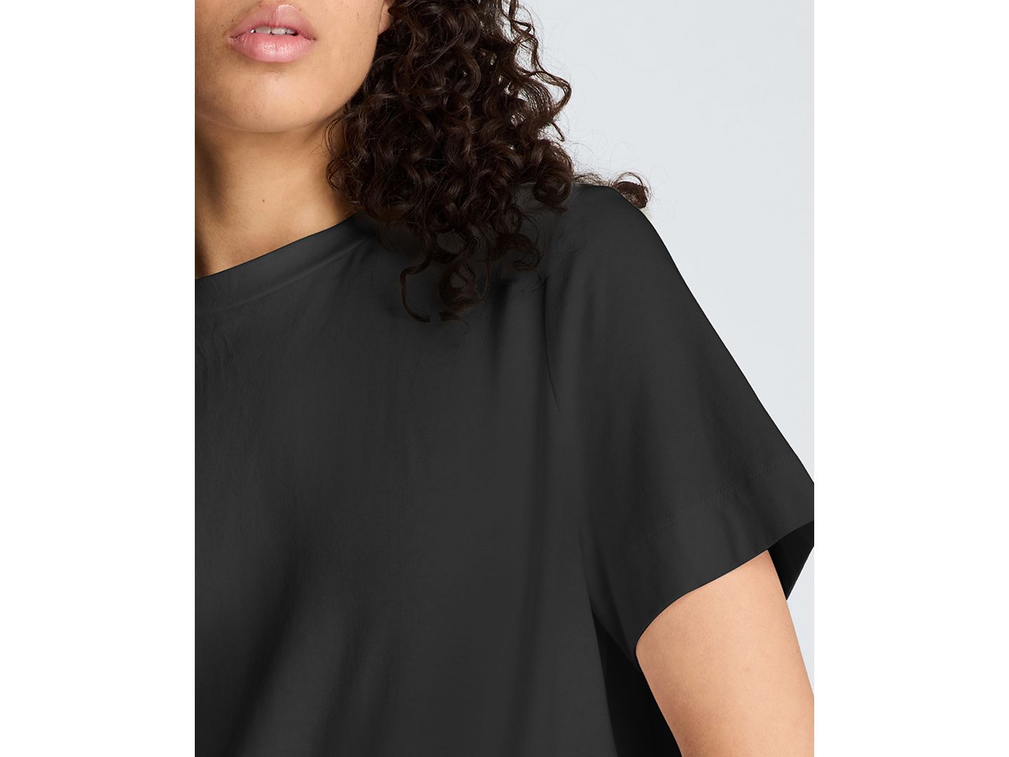 Женская футболка Kenneth Cole Short-Sleeve High-Low Pleated Back, цвет: Чёрный — фото 3