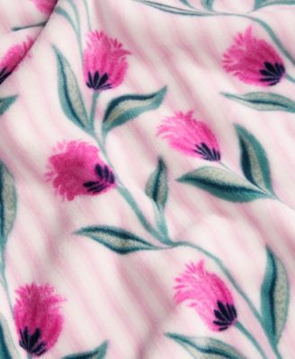 Fashion Forward Oversized Plush Throw, 60" x 90"