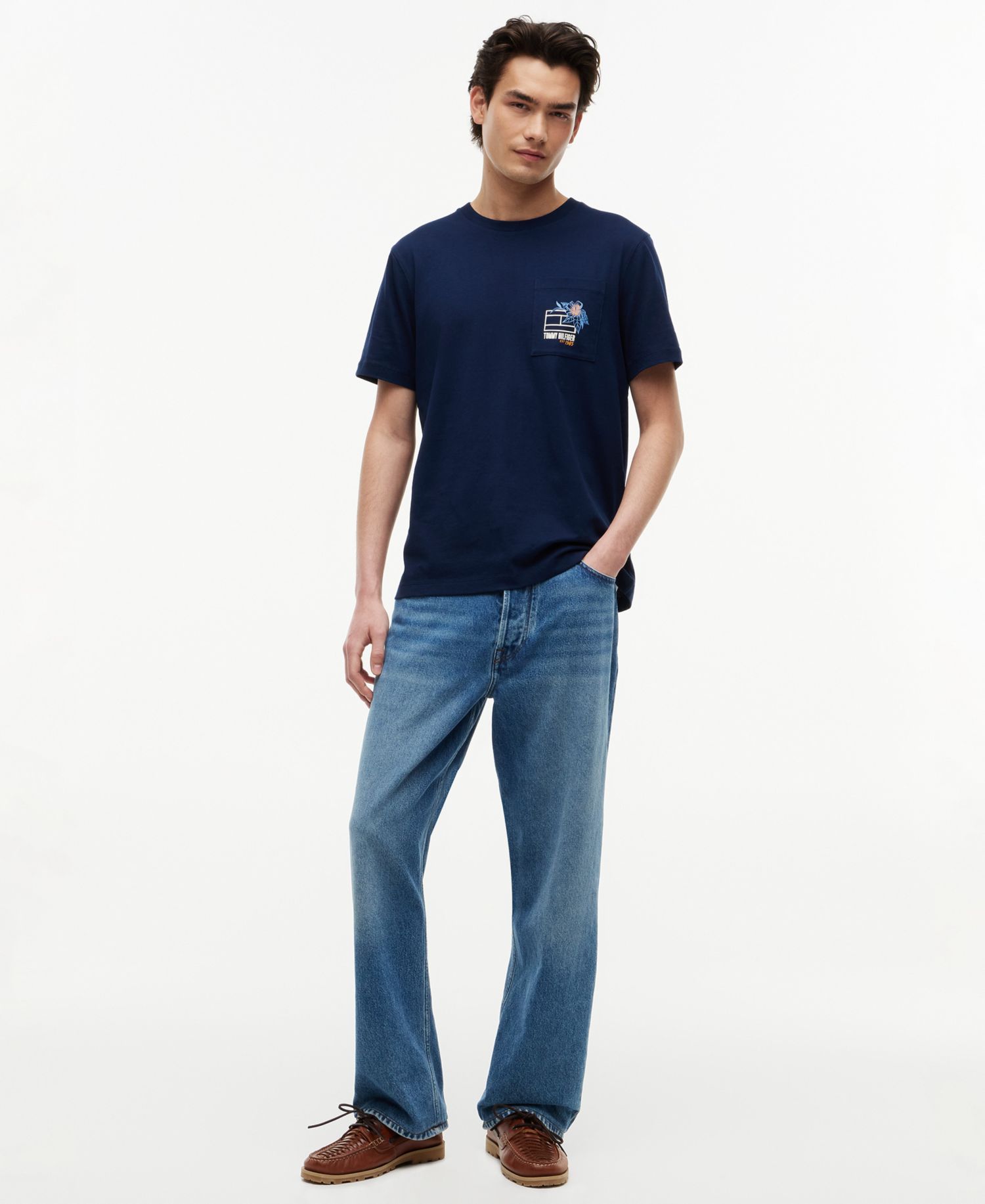 Men's Regular-Fit Summer Floral Graphic Pocket T-Shirt