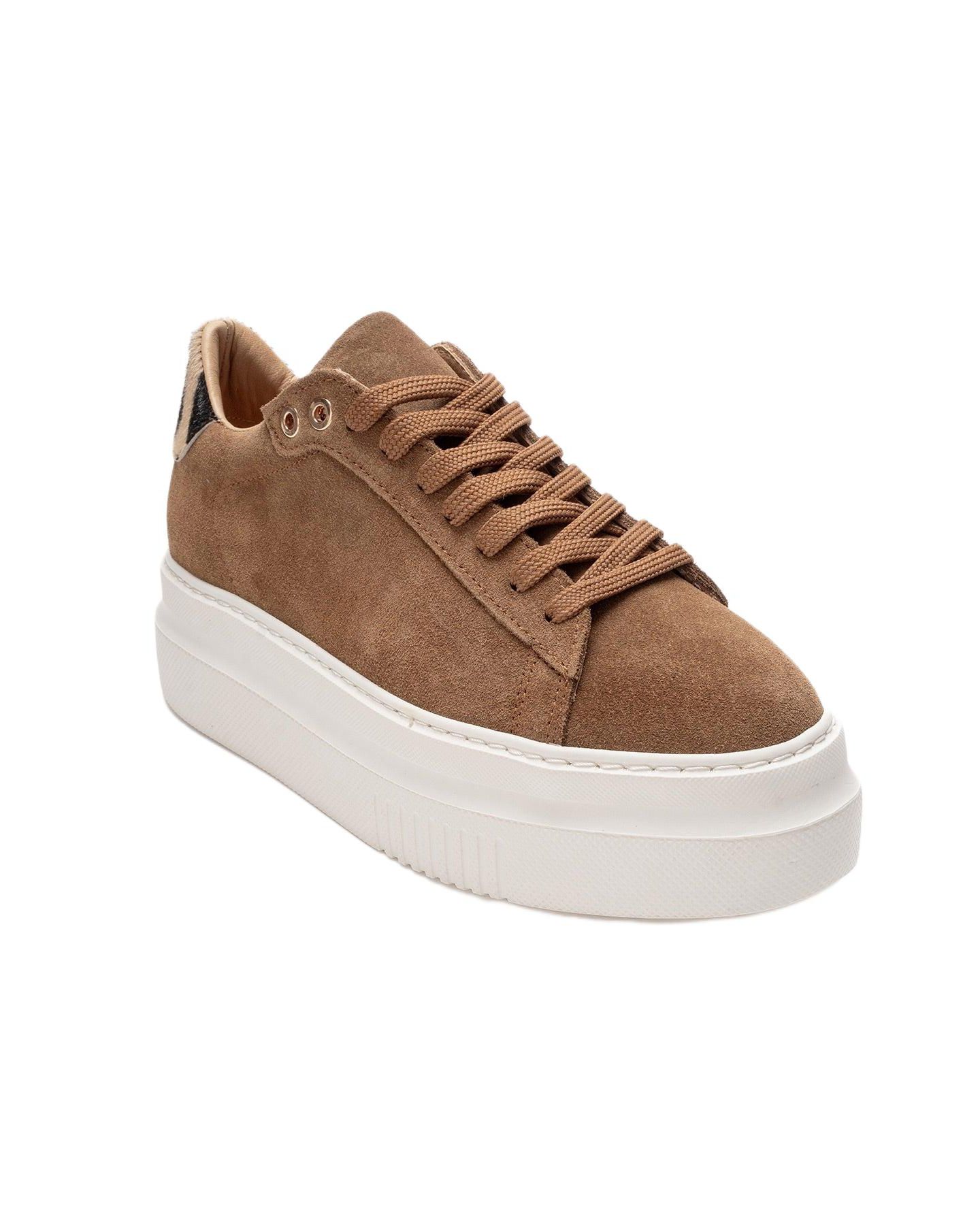 Женские кроссовки Forever & Always Shoes Nera Leather Casual, цвет: Коньячный замшевый — фото 1