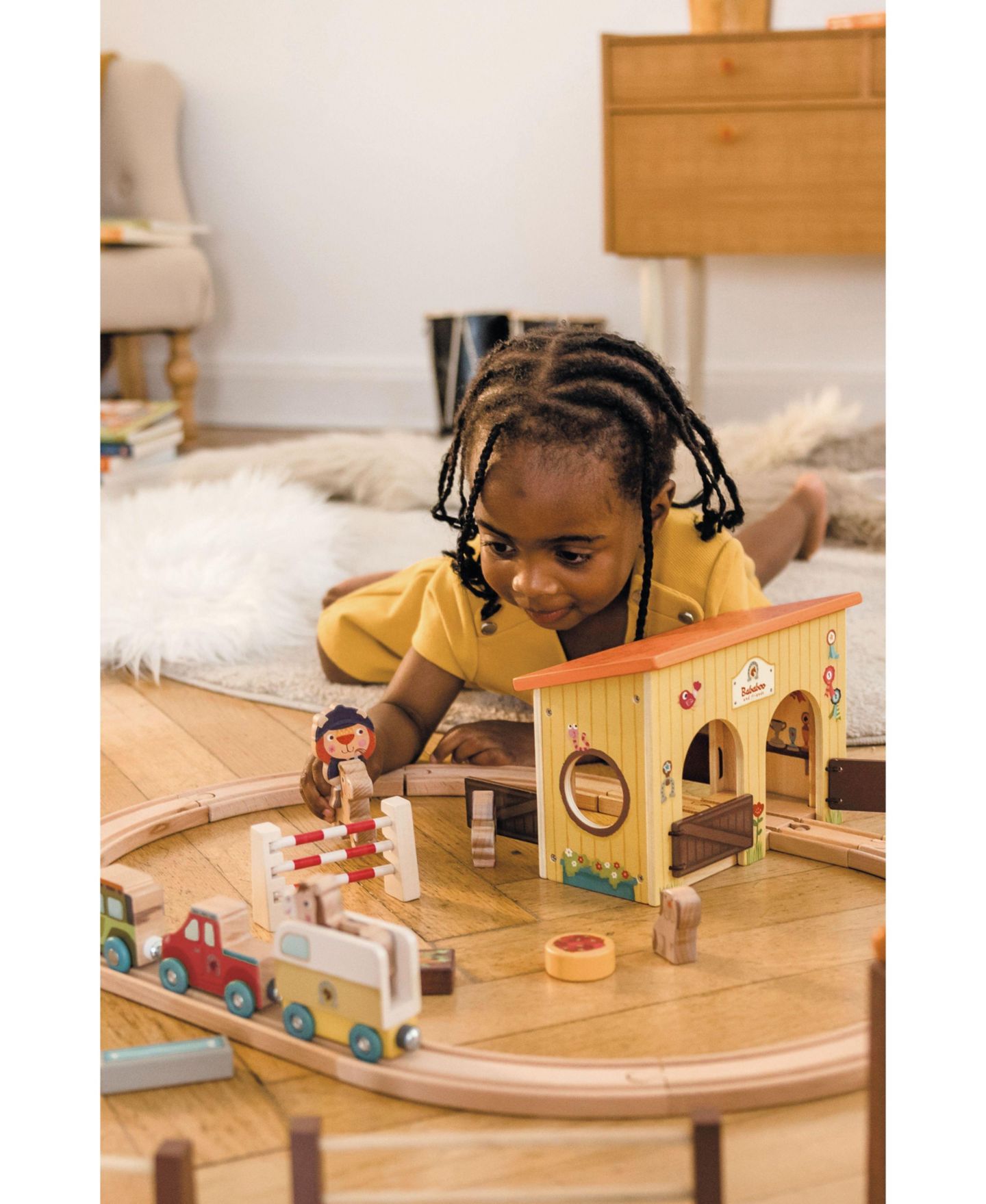 Детский игровой набор Bababoo and friends Horse Stable Wooden 66-Piece Playset, Ages 2+, цвет: Open Miscellaneous — фото 3