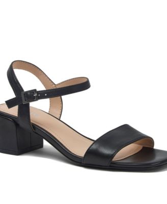 Women's Essential Leather Block Heels
