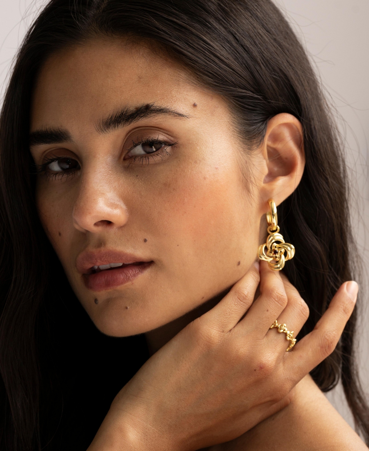 Sereia Official Cammila Oversized Earrings