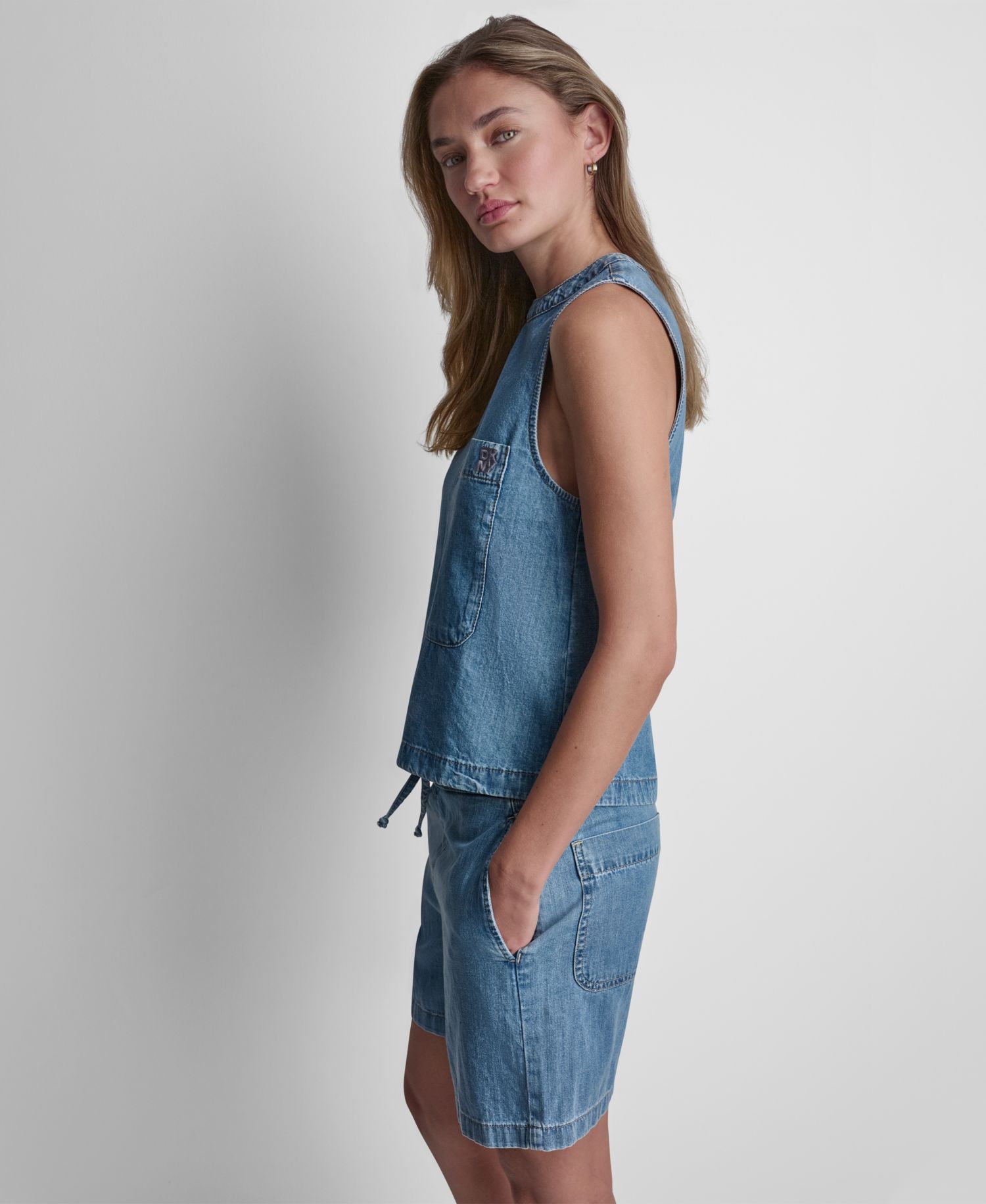 Women's Mid-Rise Flowy Relaxed Pull-On Shorts