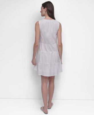 Women's  Sleeveless Eyelet V-Neck Tiered Pull-On Dress