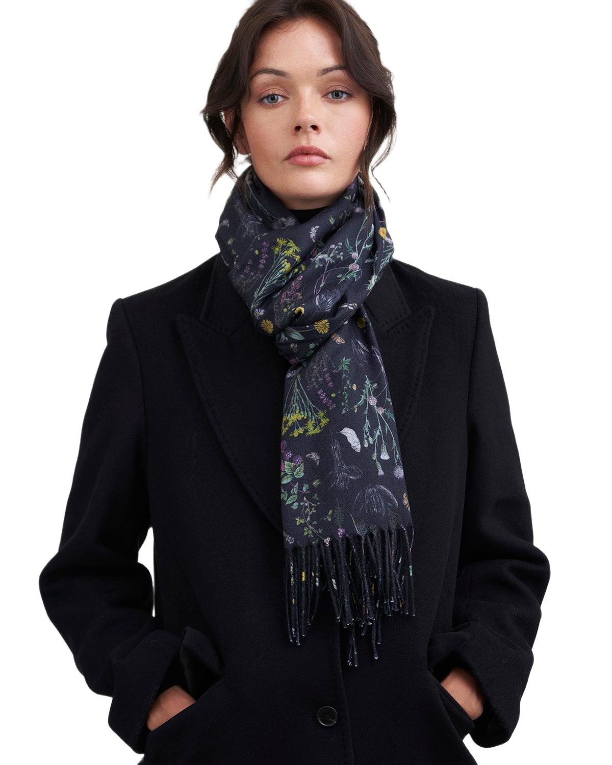 Fable England Wilderness Black Tassel Scarf