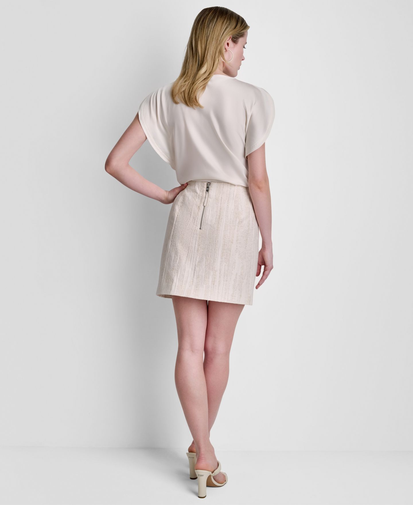 Женская юбка DKNY Straight-Fit Mini, цвет: Кокосовый — фото 7