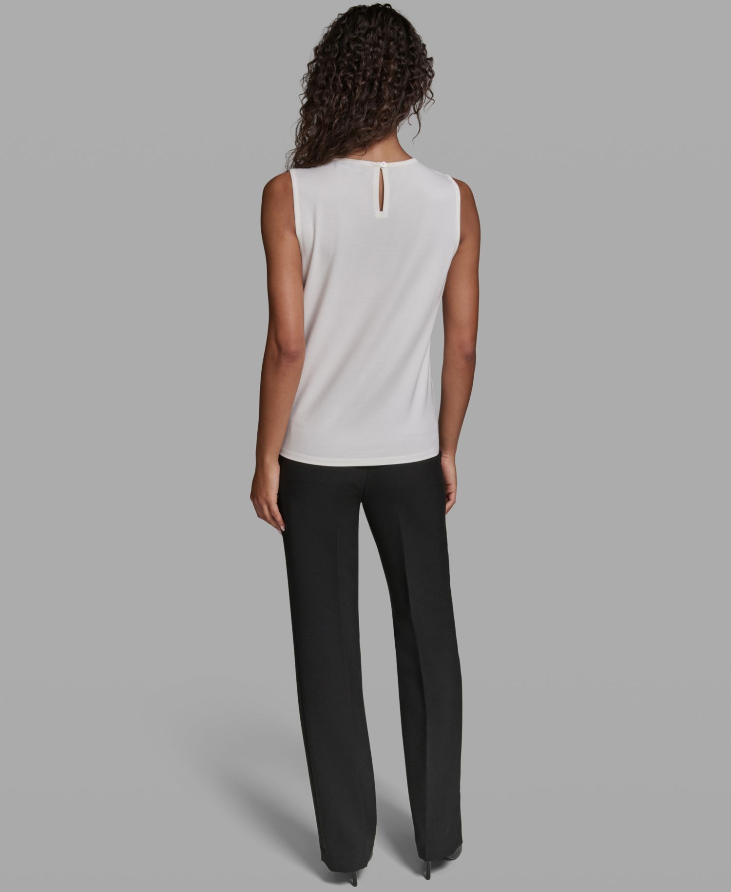 Women's Floral Detail Sleeveless Blouse