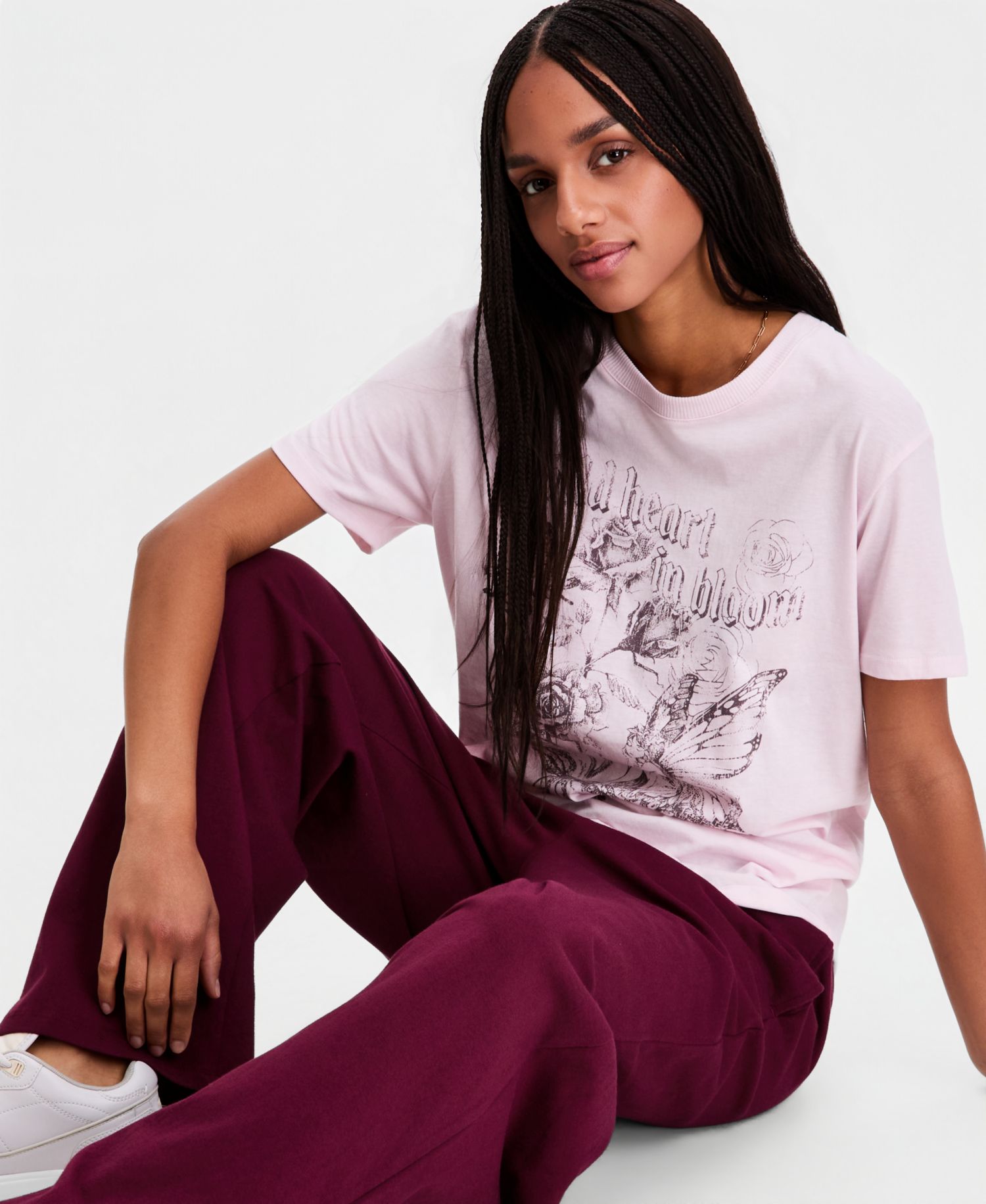 Juniors' Fairy Wild Heart Crewneck Tee