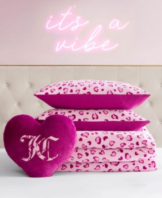 Plush Reversible Leopard Hearts 4-Pc. Comforter Set, Full/Queen