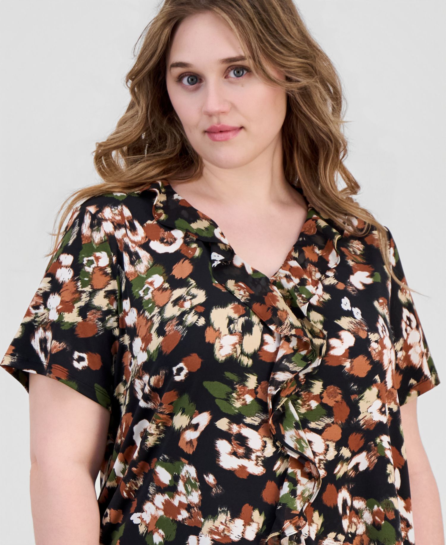 Petite Printed Ruffle-Trim Short-Sleeve Top