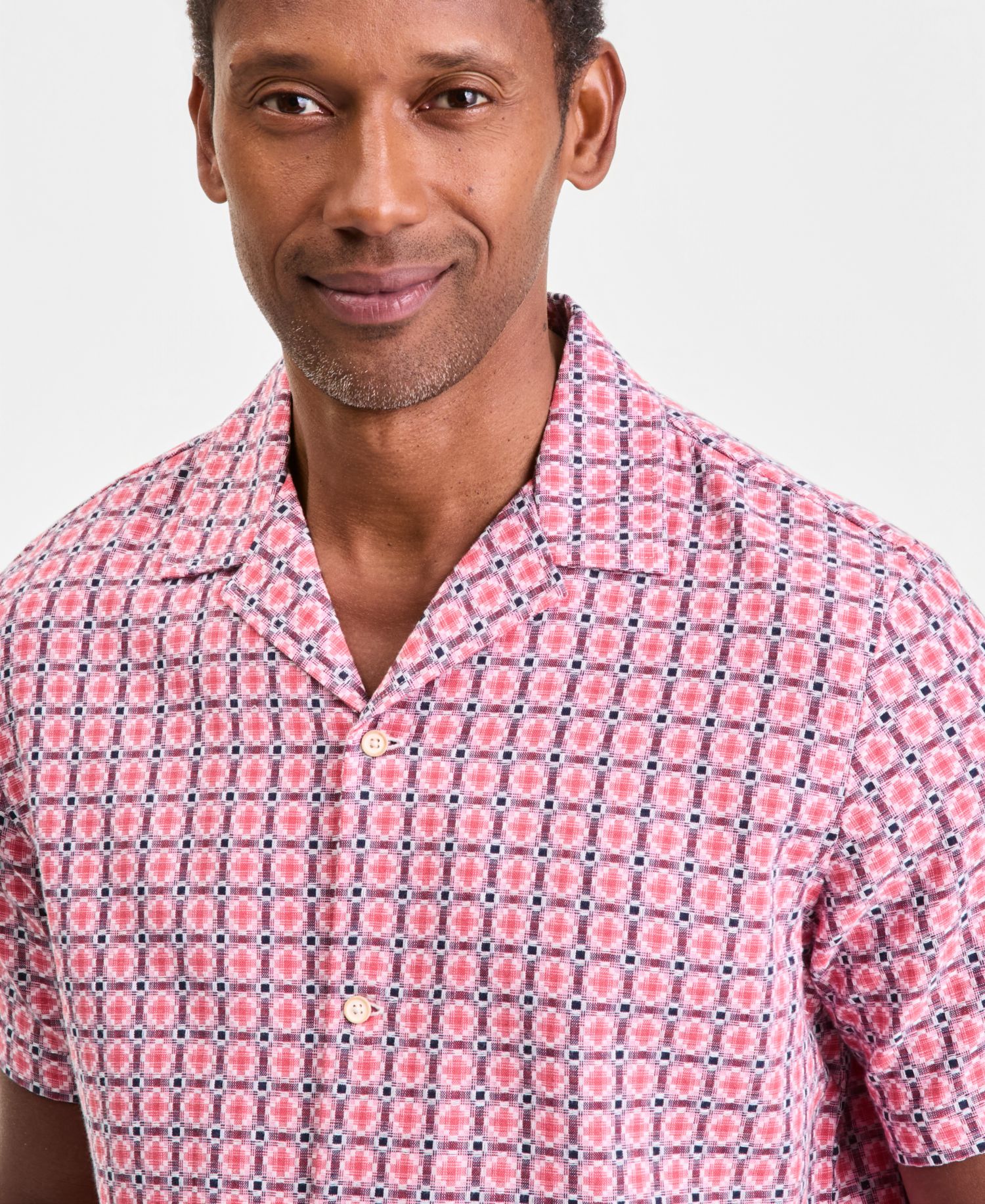 Men's Textured Yard Short-Sleeve Shirt