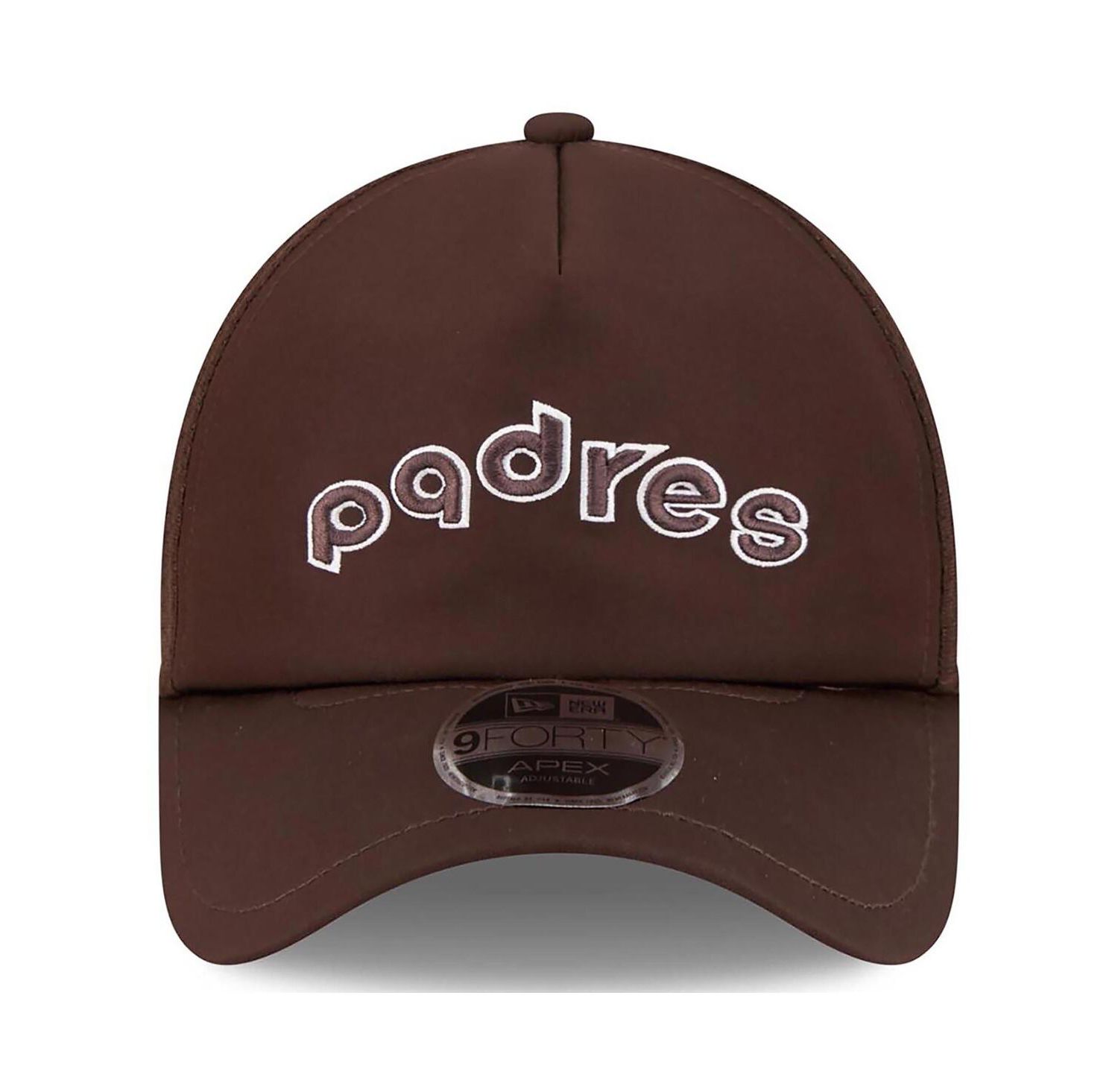 Men's Brown San Diego Padres 2026 Batting Practice Alternate Apex 9FORTY Adjustable Hat