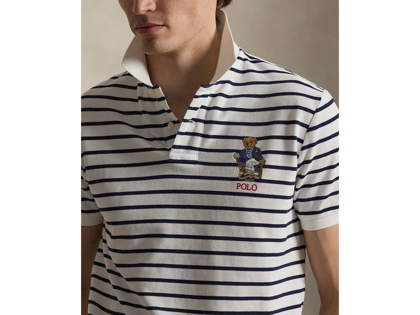Мужское поло Polo Ralph Lauren Custom Slim-Fit Polo Bear Polo Shirt, цвет: Белый / Тёмно-синий — фото 3
