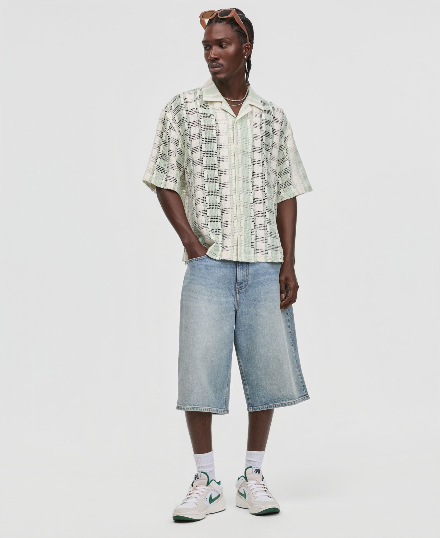 Men's Two-Tone Textured Camp Shirt