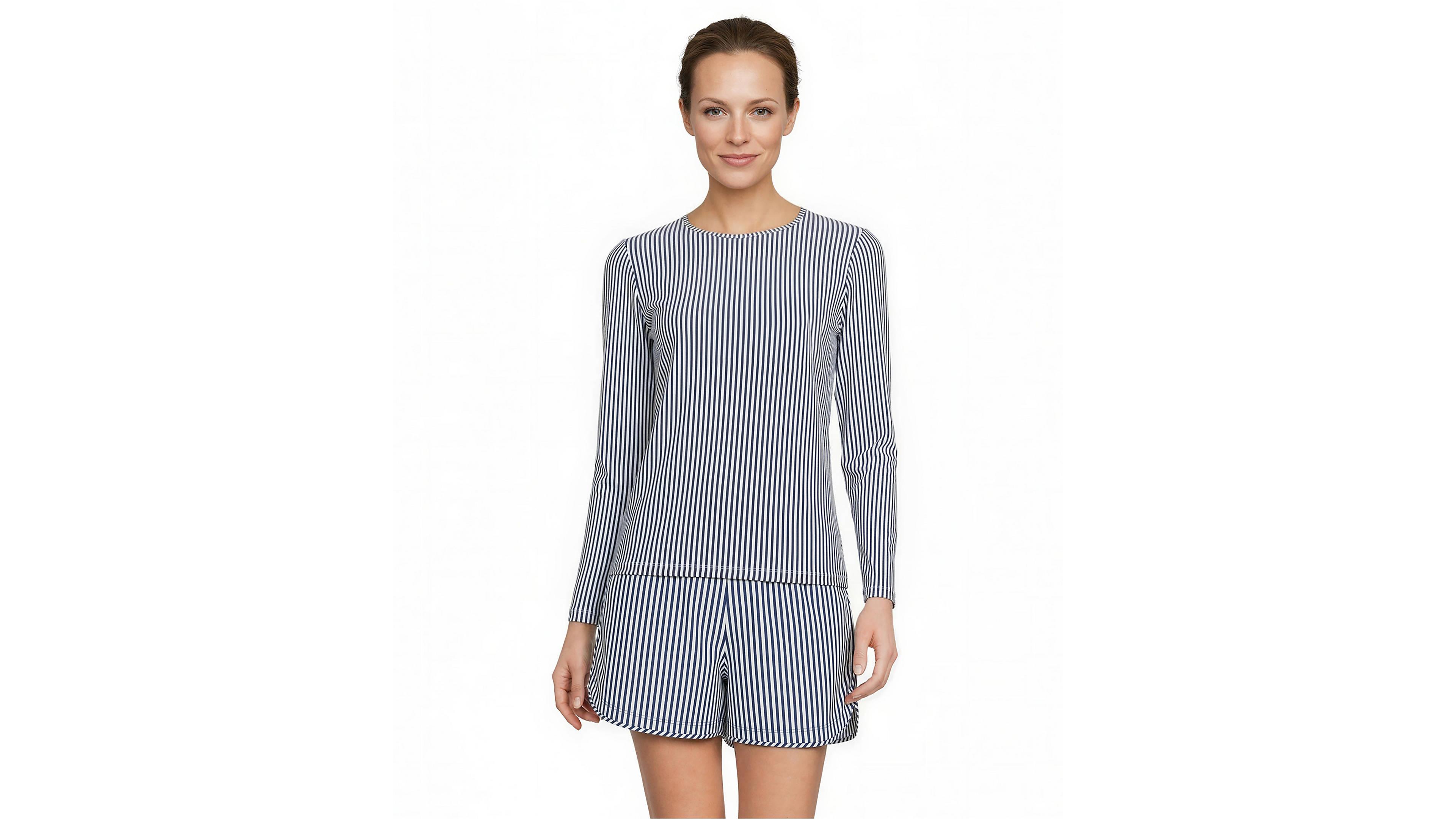 Lands' End Women's SunShade Upf 50 Long Sleeve Rash Guard Swim Tee