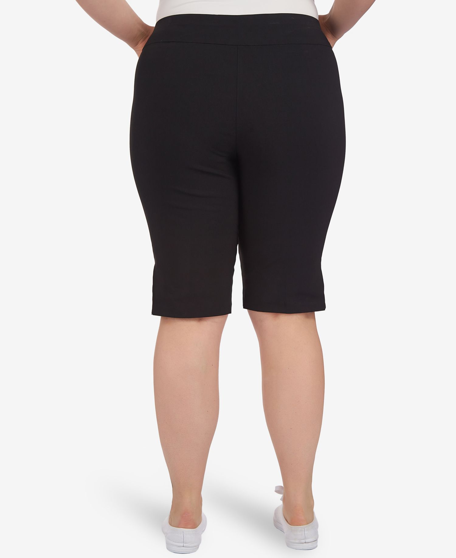 Plus Size Solid Color Tech Stretch Skimmer Shorts