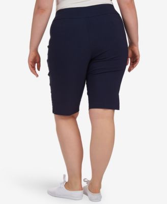 Plus Size Solid Color Tech Stretch Skimmer Shorts