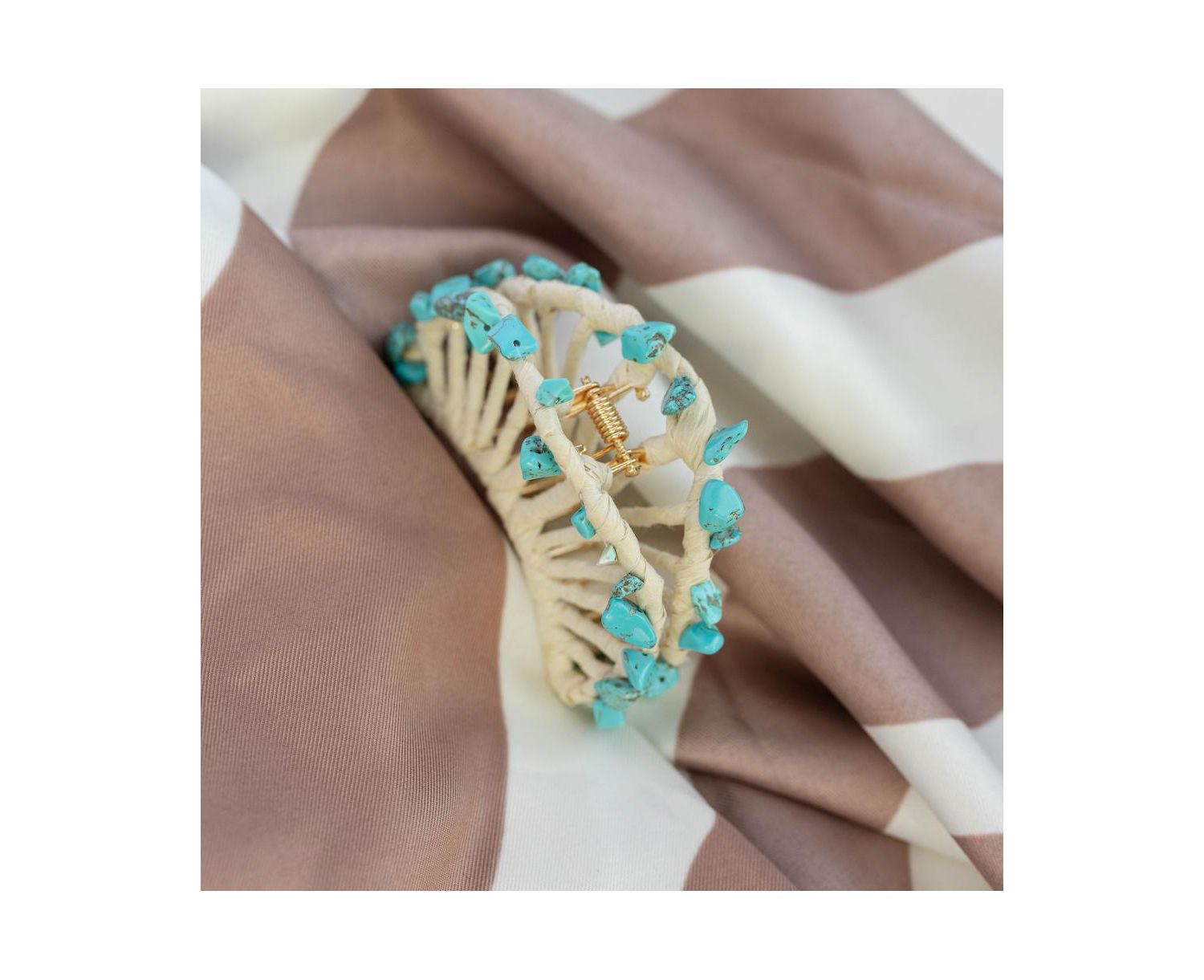 Women's Raffia Seashell Hair Claw Clip - Teal