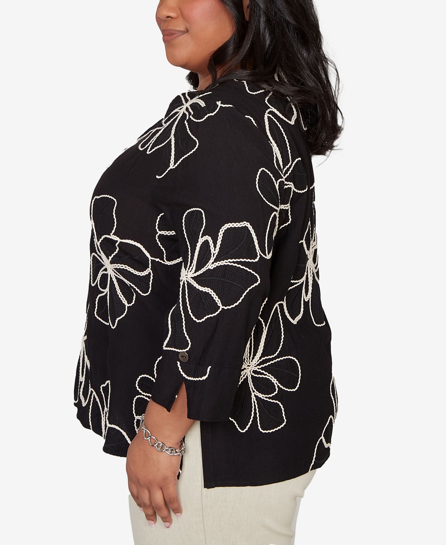 Plus Size Detail Driven Flower Soutache Three Quarter-Sleeve Top