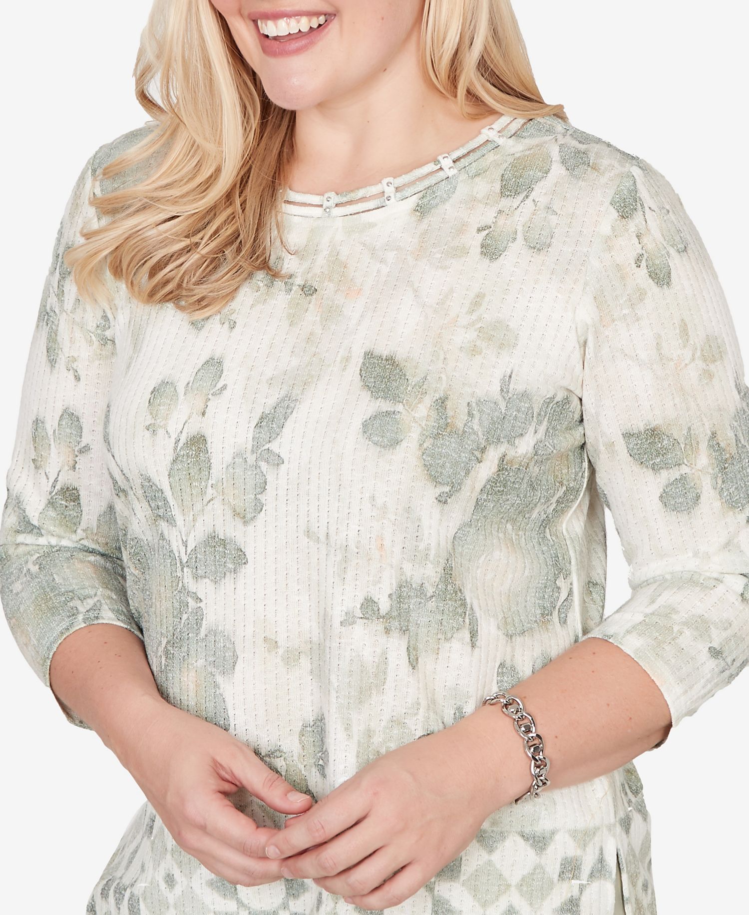 Women's Vintage Charm Floral Tonal Border Embellished Neck Top