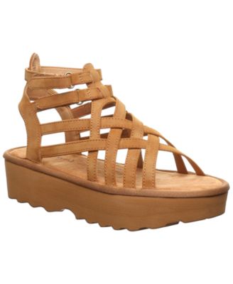 Women's Prominence Round Toe Sandals