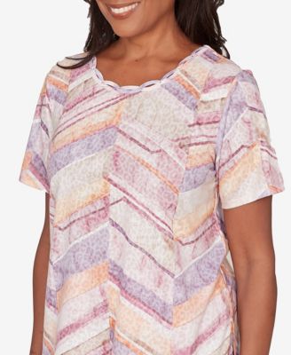 Petite Vintage Charm Chevron Geometric Short-Sleeve T-Shirt