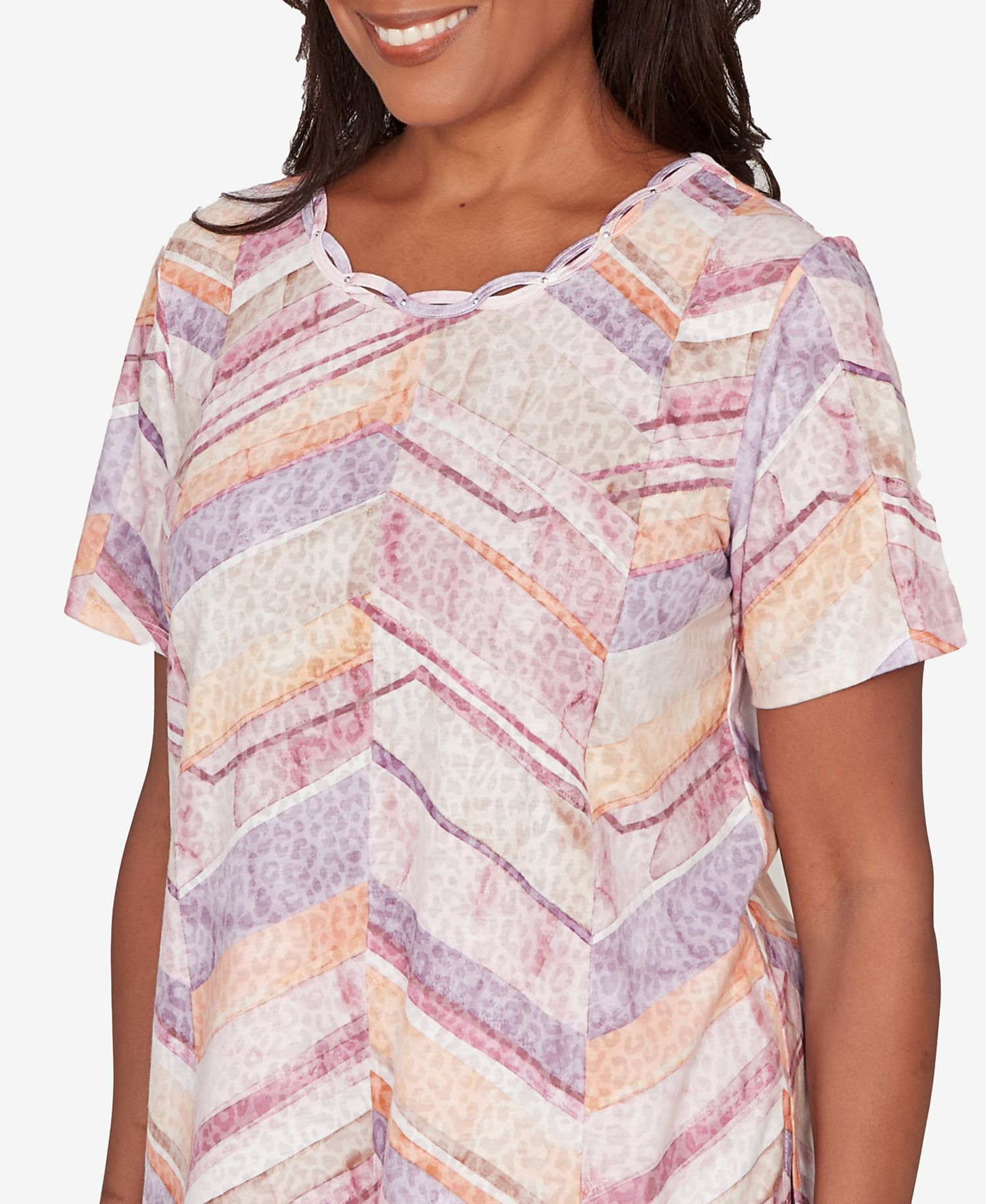 Petite Vintage Charm Chevron Geometric Short-Sleeve T-Shirt