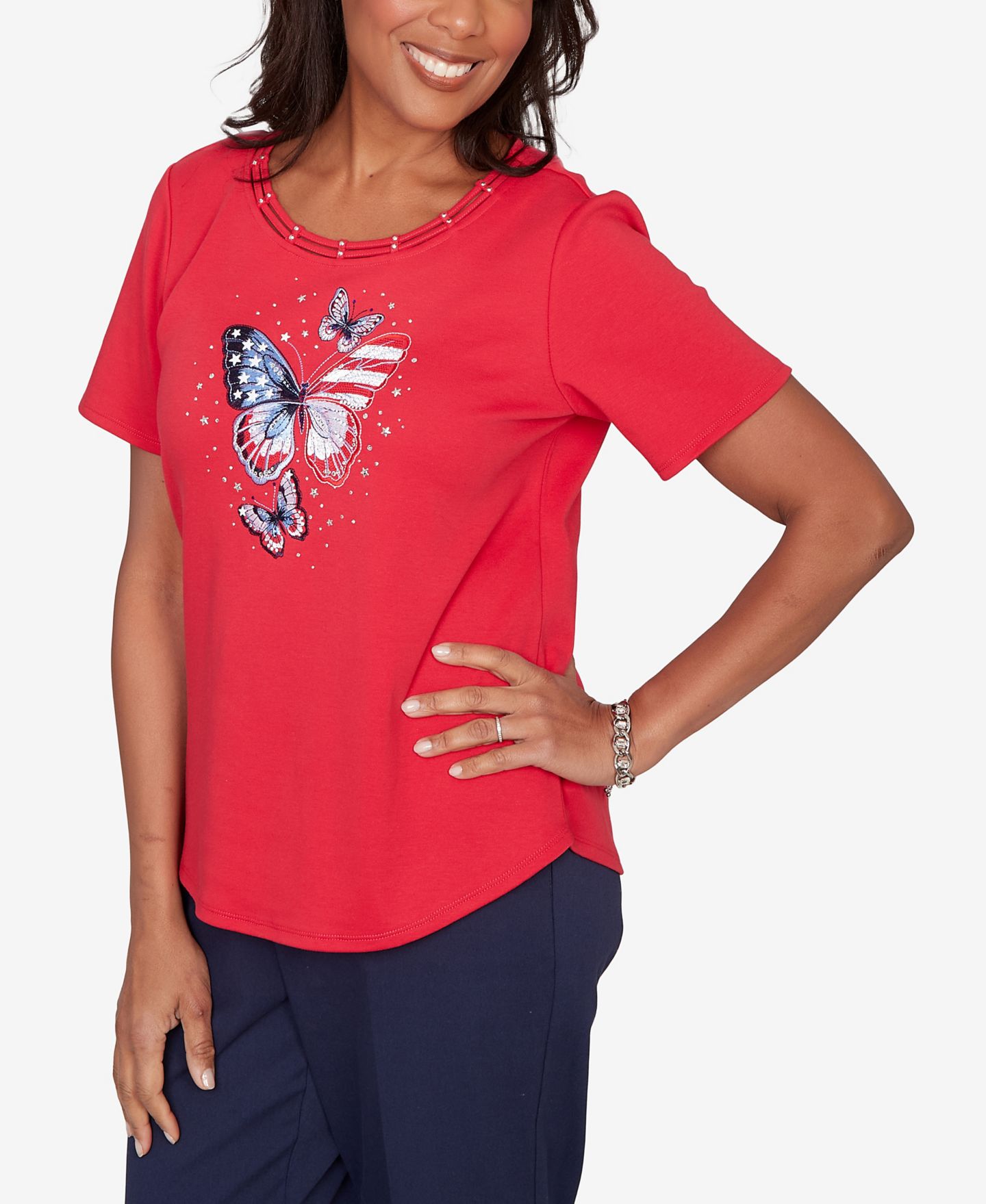 Женская футболка Alfred Dunner Petite Lady Liberty Sparkling Americana Butterfly Crewneck, цвет: Красный — фото 3