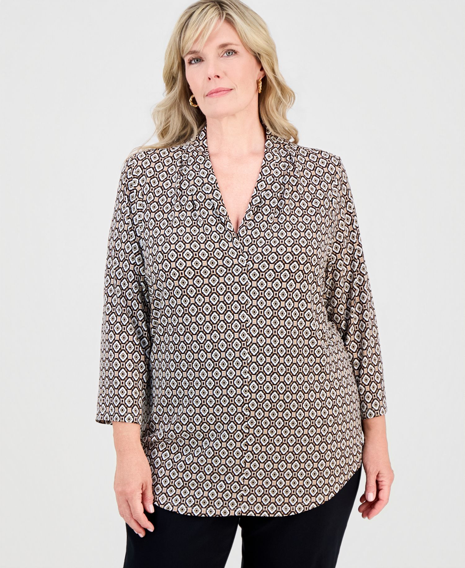 Plus Size Bazaar V-Neck 3/4-Sleeve Top