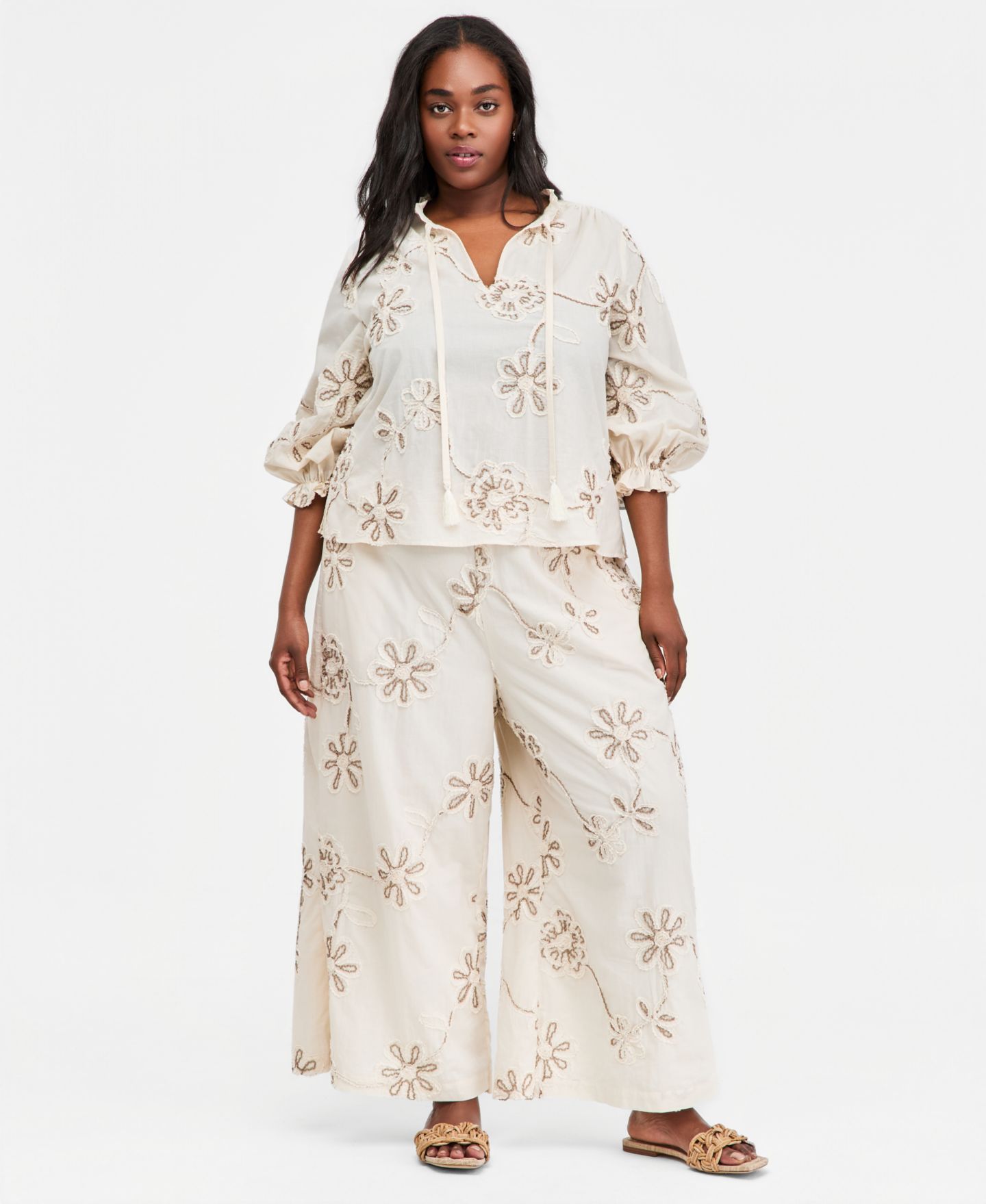 Женская блузка Vince Camuto Plus Size Split V-Neck Tie Cotton Blouse, цвет: Слоновая кость — фото 2