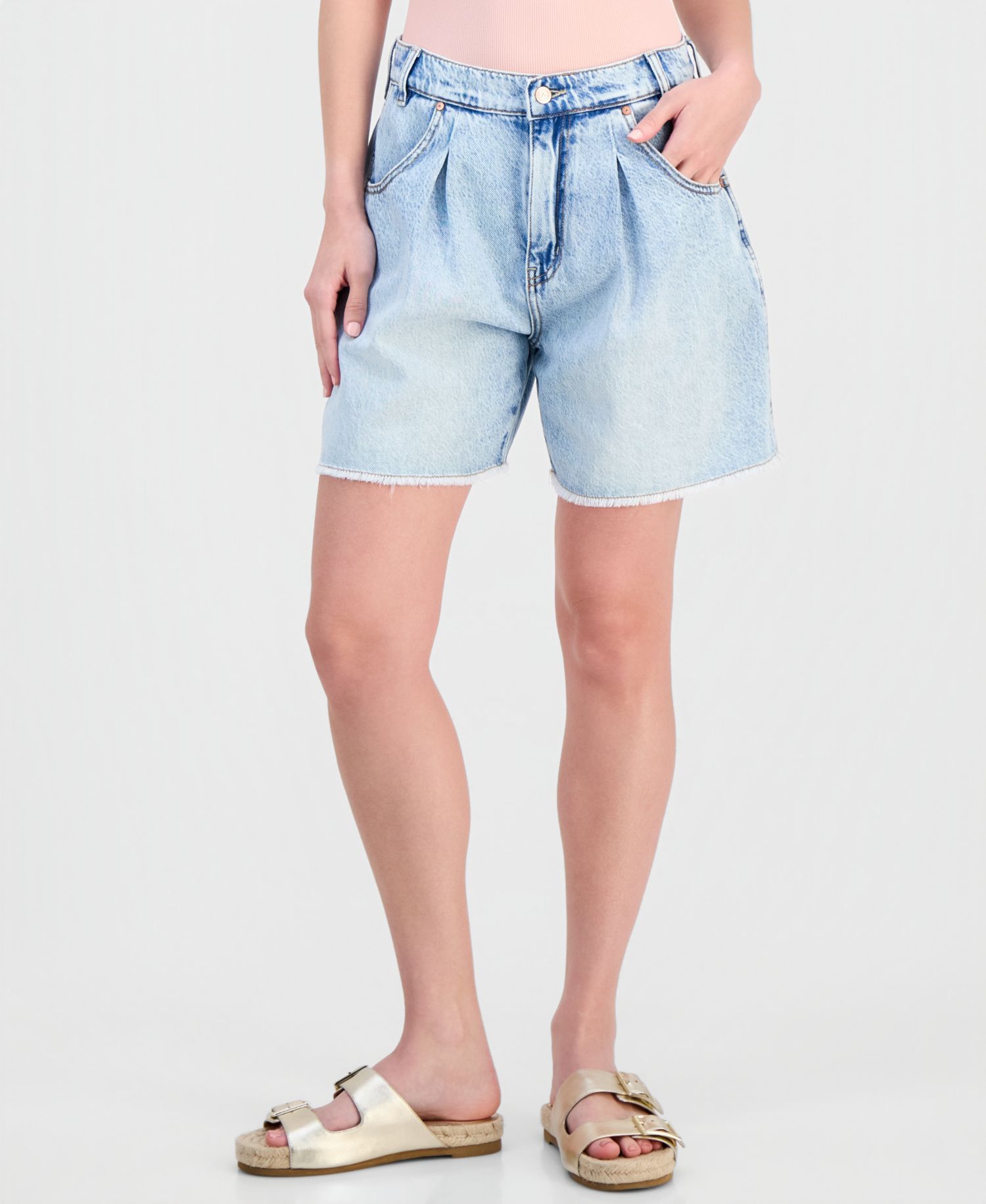 Women's Pleated Denim Shorts