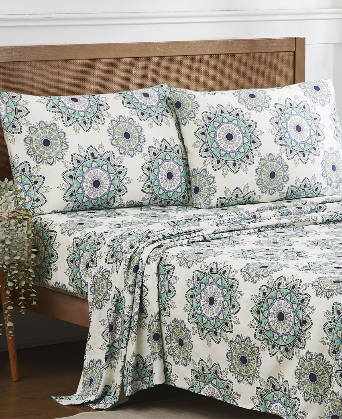 Sweet Home Collection Printed Double Brushed 1500-Thread Count Soft Microfiber -Pc. Sheet Set