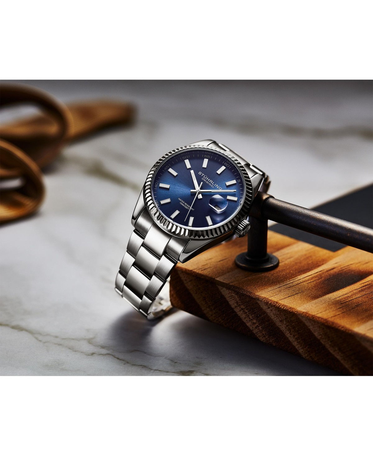 Мужские кварцевые часы Stuhrling Vanguard 4069, 42 мм, синий циферблат — фото 1