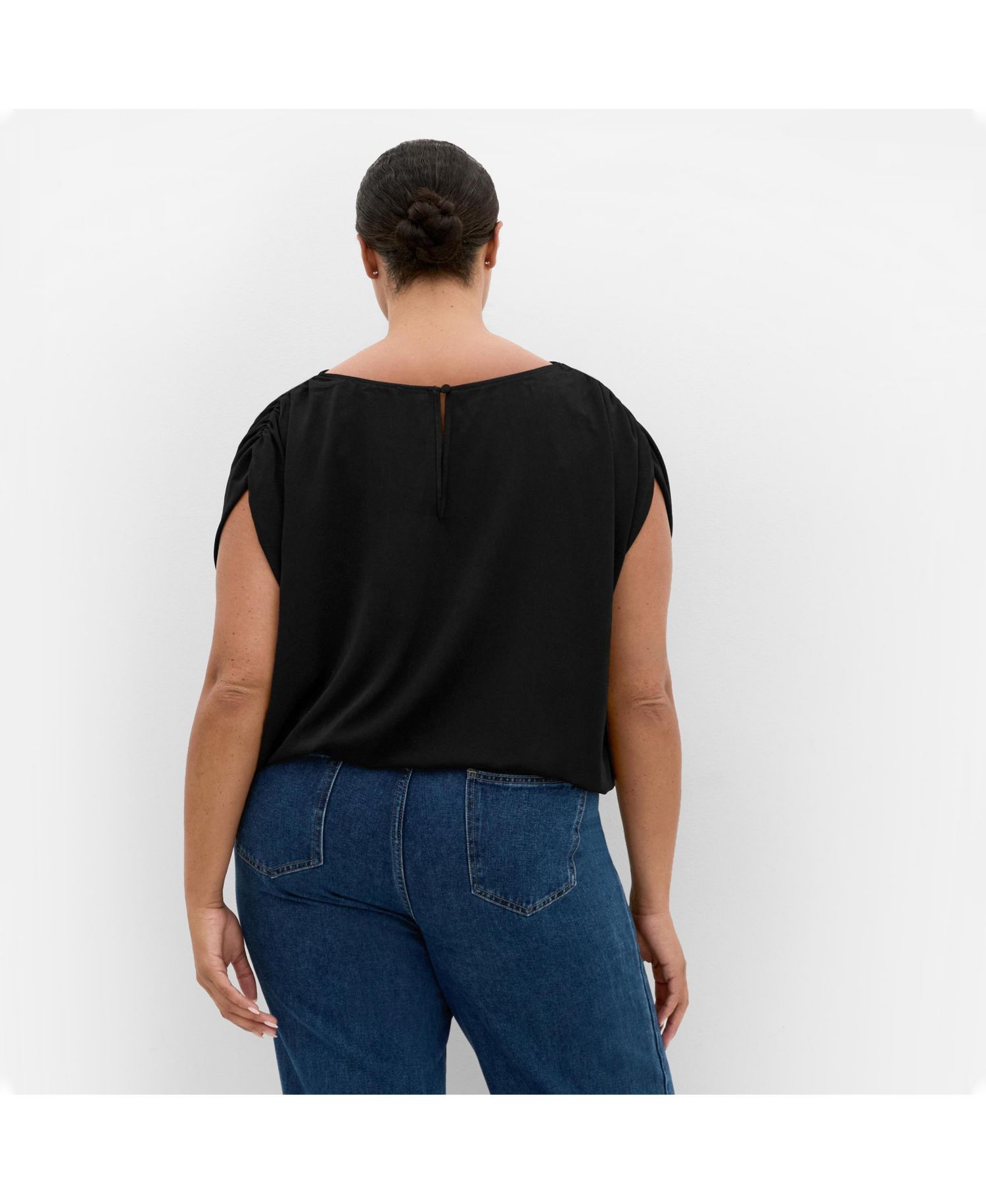 Women's Elise Hem Detail Top