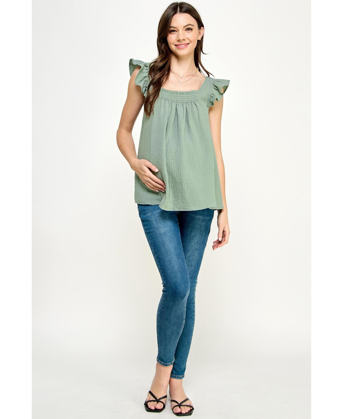 Женская блузка Hello Miz Maternity Cotton Smocked Flutter Sleeve Blouse, цвет: Шалфейный — фото 4