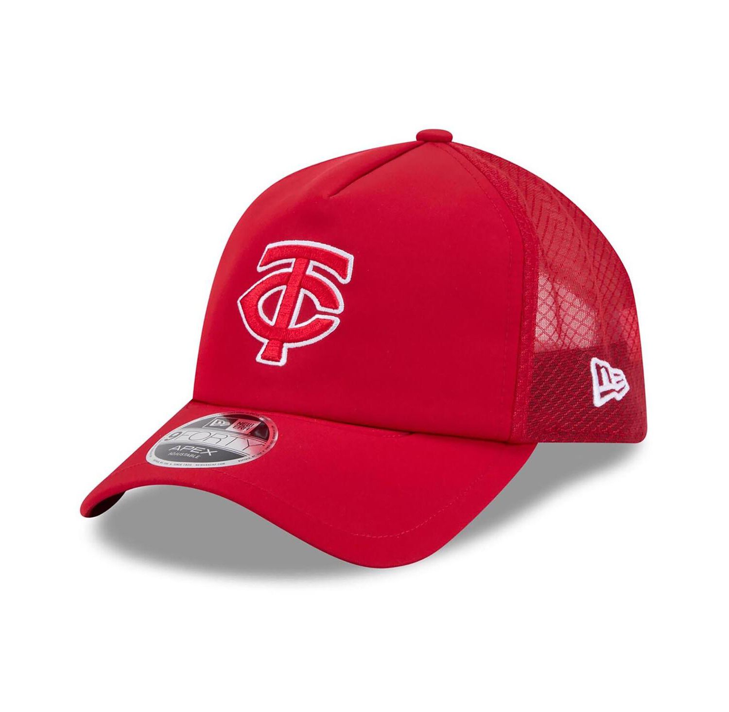 Men's Red Minnesota Twins 2026 Batting Practice Apex 9FORTY Adjustable Trucker Hat