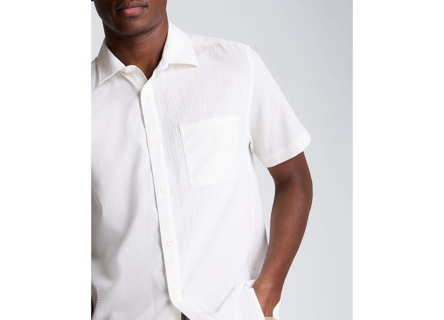 Men's Seersucker Point Collar Shirt