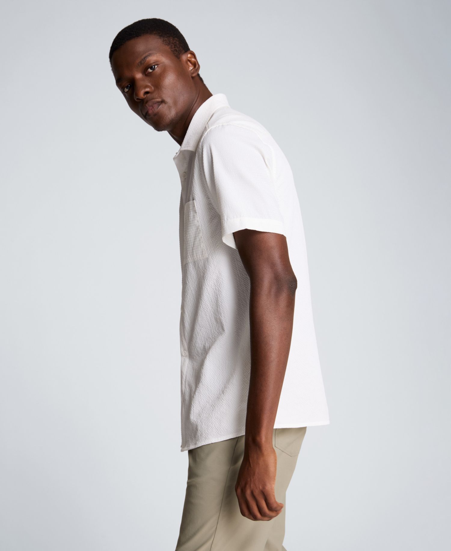 Men's Seersucker Point Collar Shirt