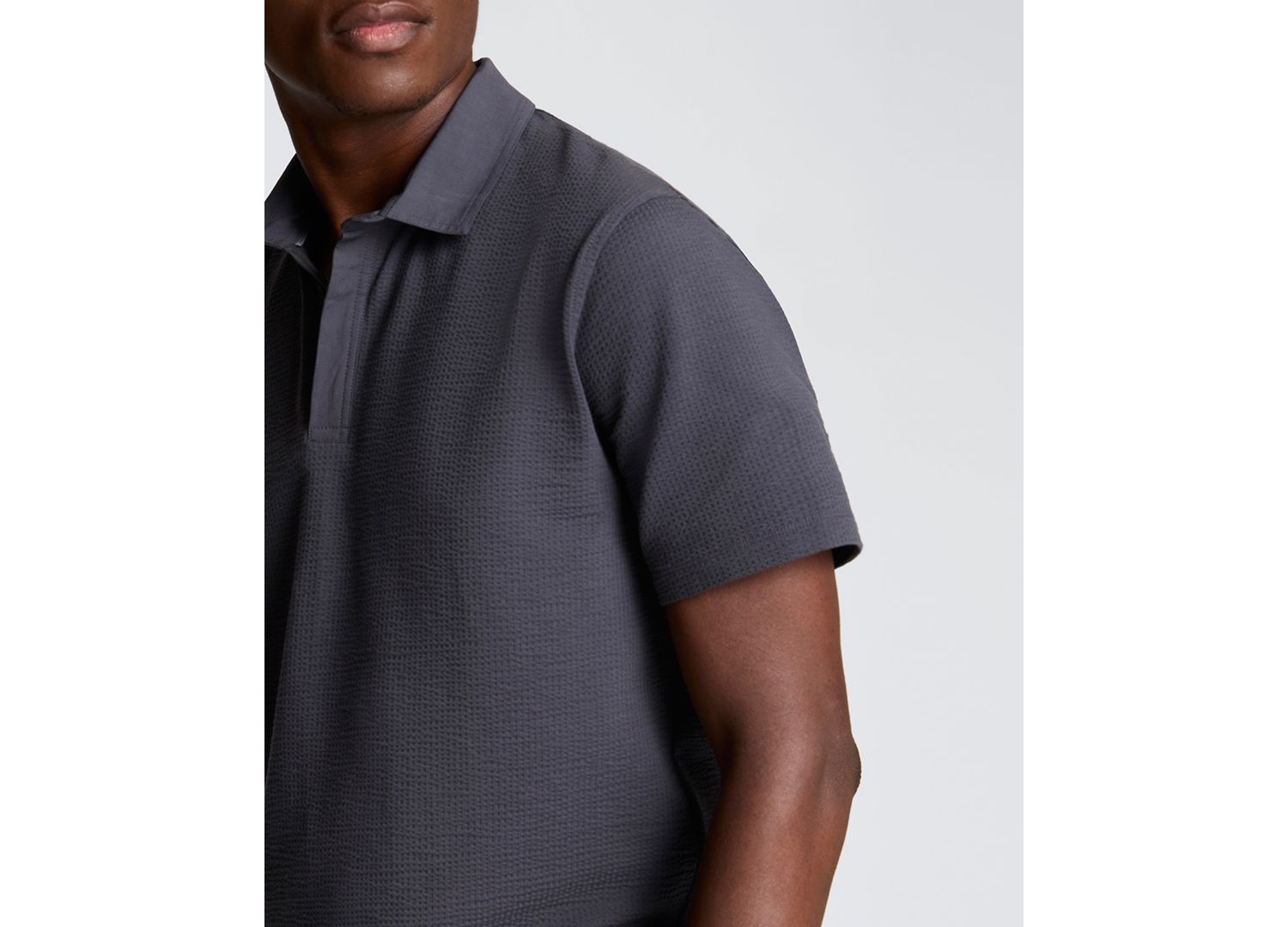 Men's Seersucker Classic-Fit Polo Shirt