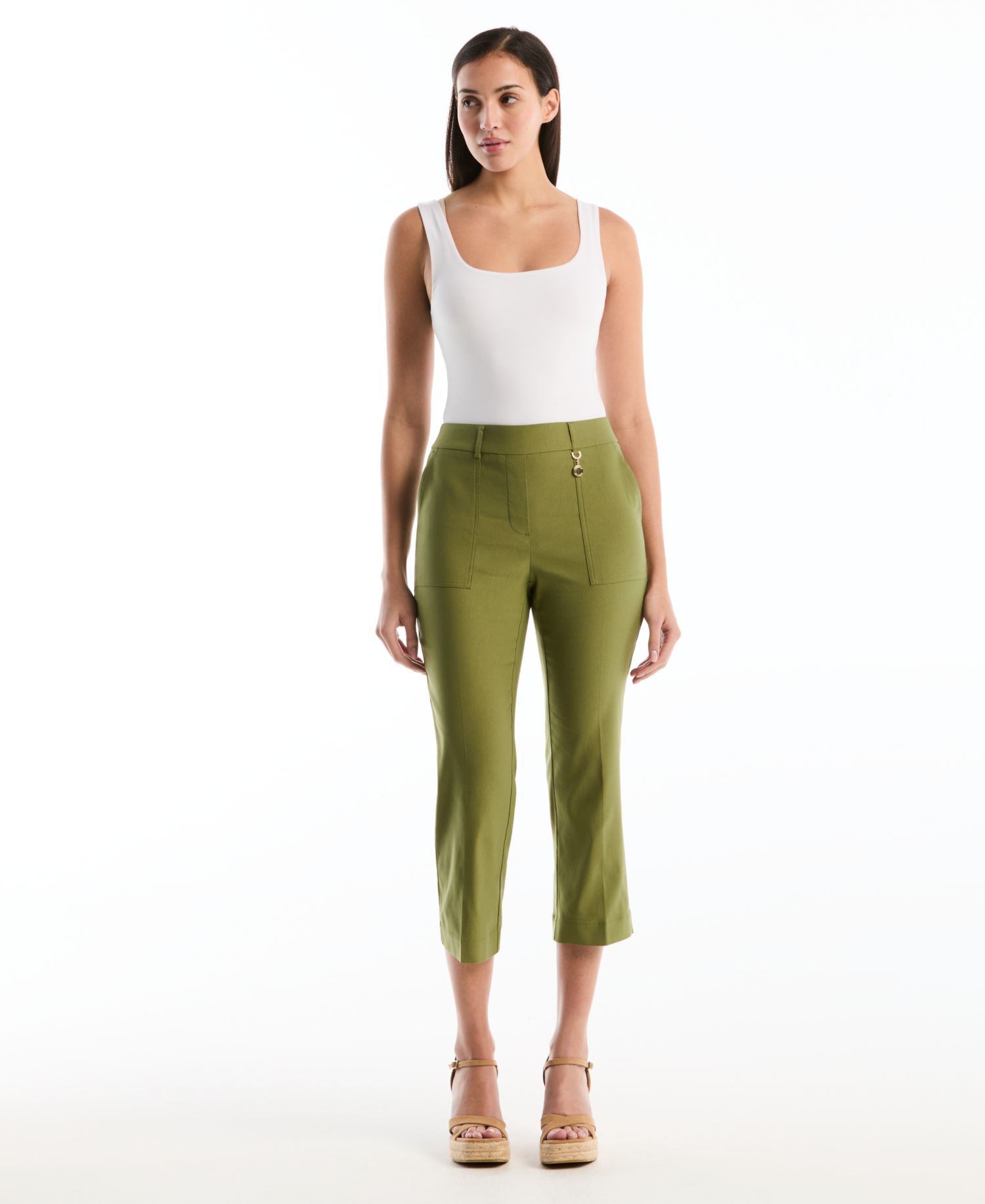Petite Porkchop Pocket Kick Flare Capri Pants