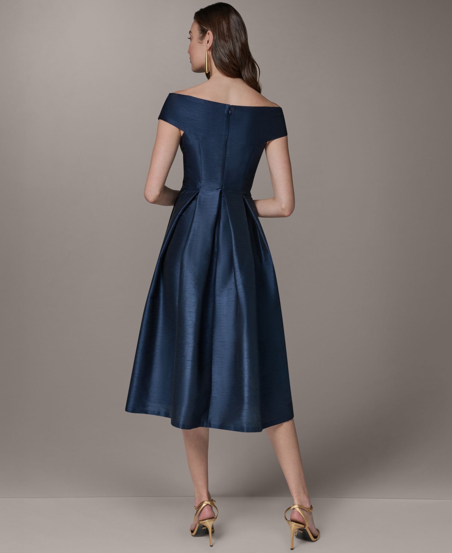 Women's Off-Shoulder Scoop Neck Jacquard Fit & Flare Midi Dress