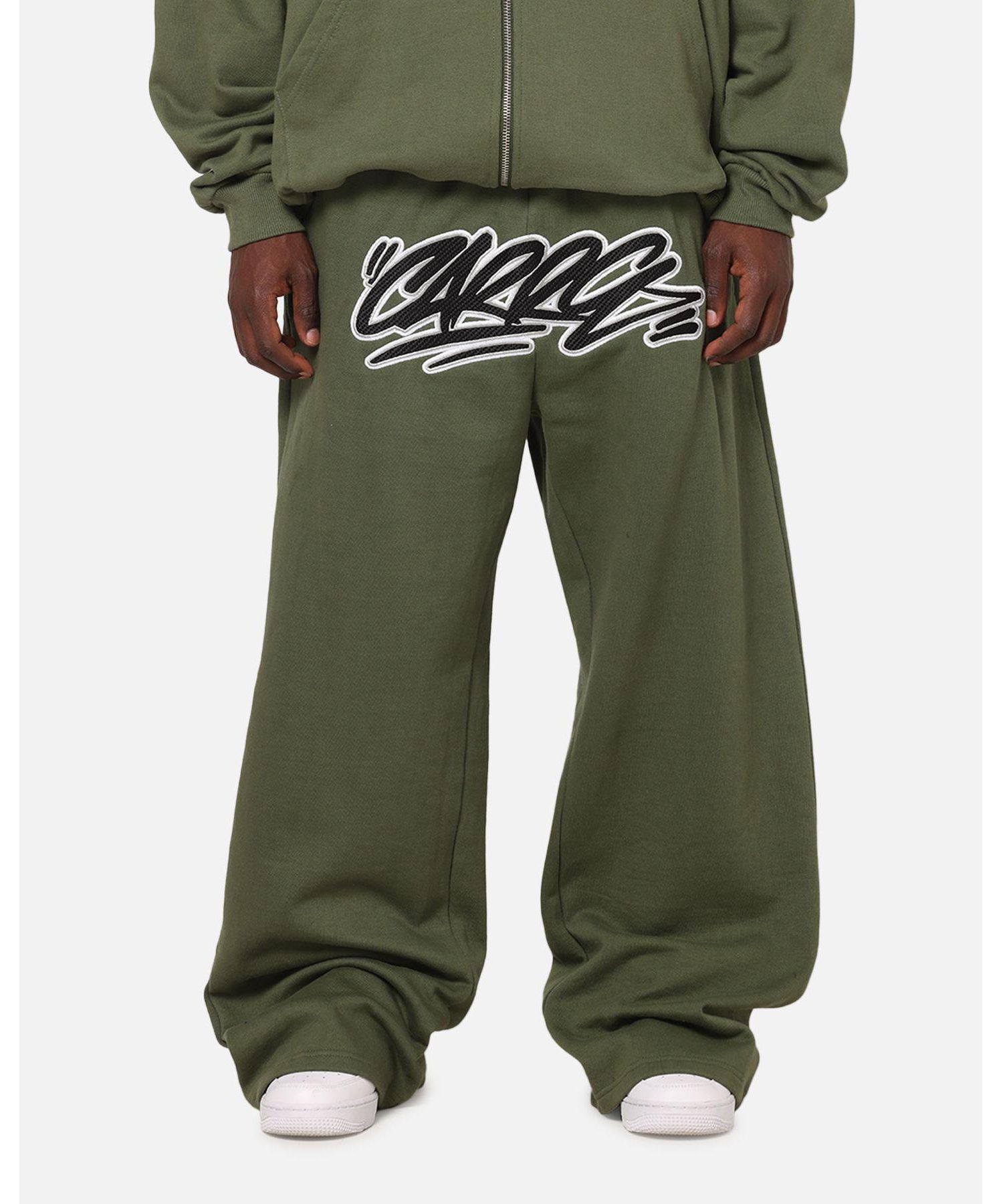 Men's Terrace Relaxed Fit Embroidered Logo Trackpants