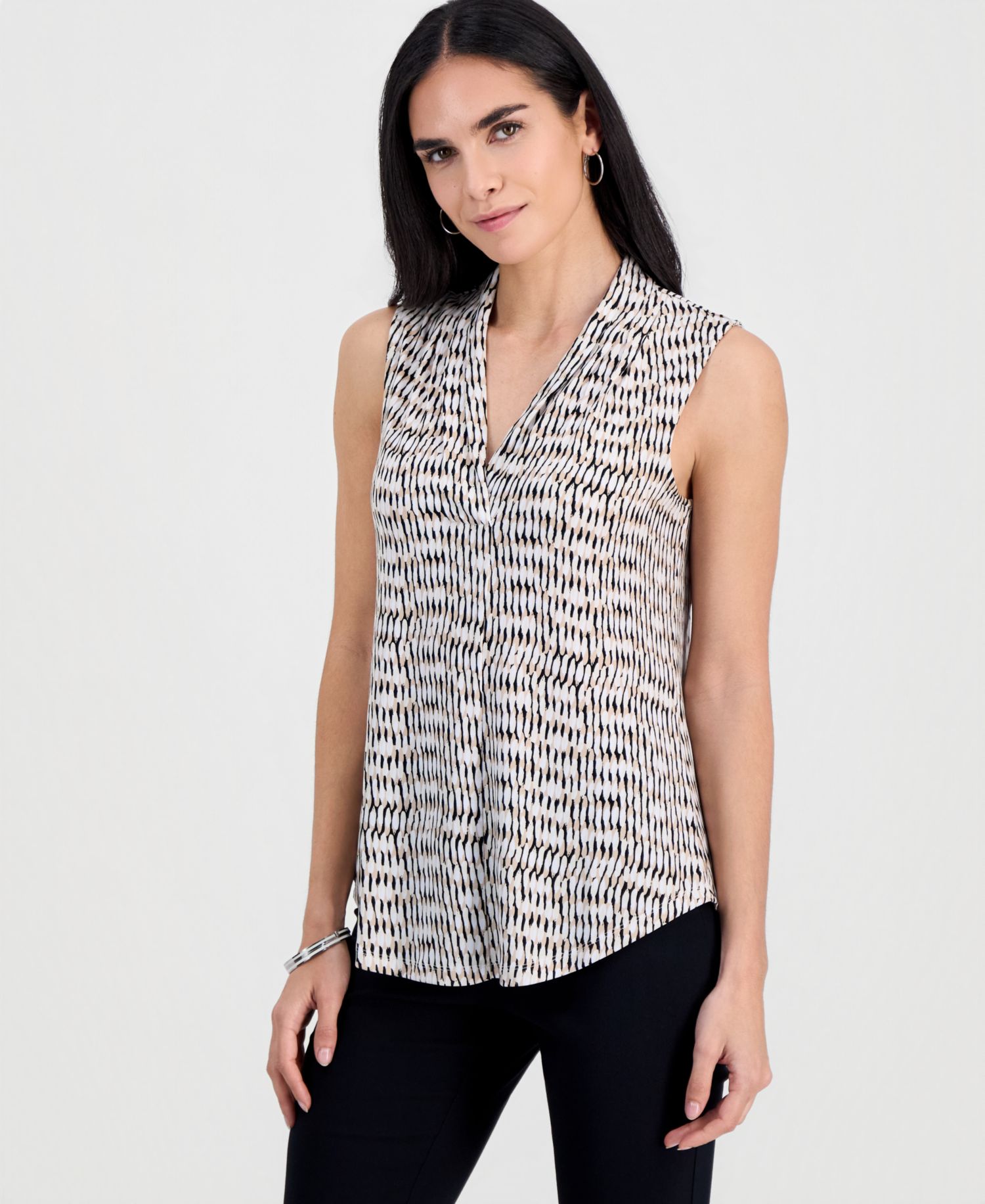 Petite Ity Sleeveless V-Neck Top
