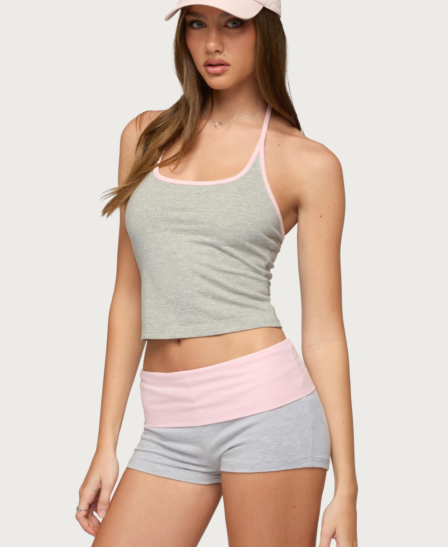 Женский топ Edikted Yurie Contrast Halter, цвет: Серый меланжевый — фото 3