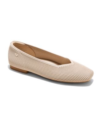 Women's Margot 2.0 Square-Toe V-Cut Ballet Flats